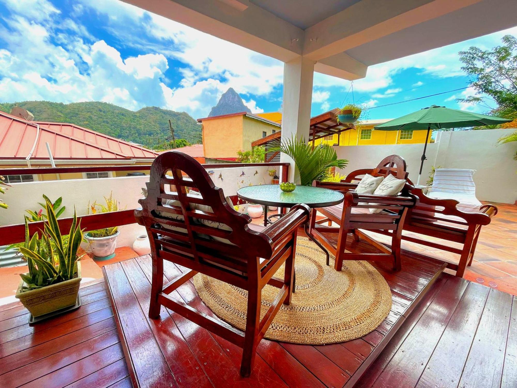 The Suite Spot Apartment - Private Paradise Stay Суфриер Экстерьер фото
